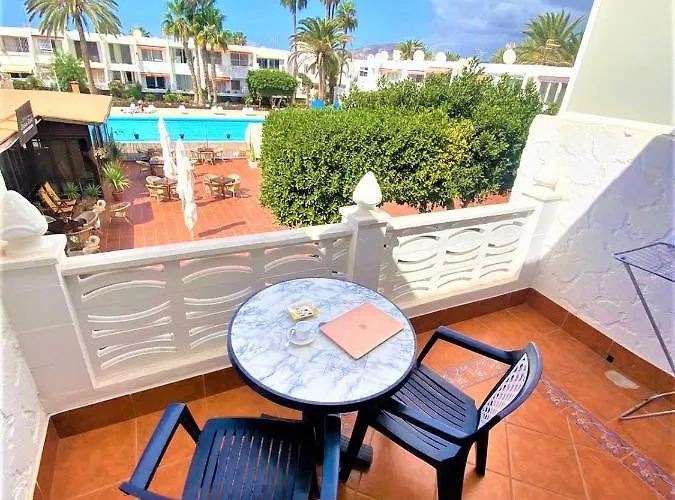 Cozy One Bedroom With Spacious Terrace. Pool And Garden View Apartment *